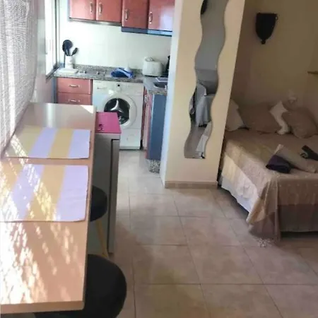 Real 81 Apartamento Estepona